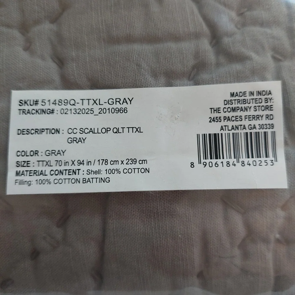 The Company Store Scallop Cotton Quilt Solid Gray/White Trim Twin/TXL $199 NEW!
